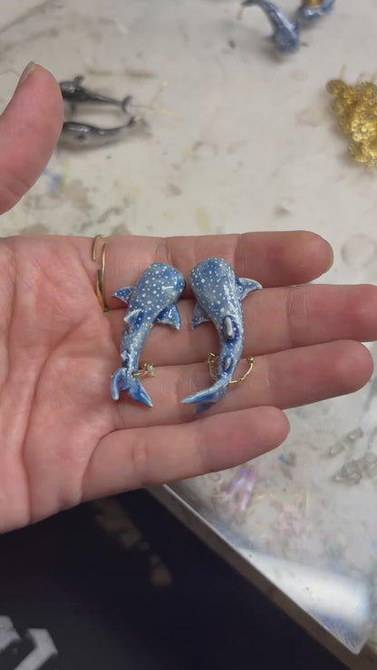 Aretes tiburones